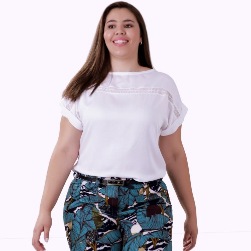 Blusa Angelical Entremeio Plus Size