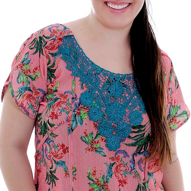 Blusa Fridinha Vermelha Aplicação Plus Size