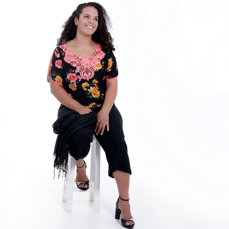 Blusa Preta Fiorella Plus Size