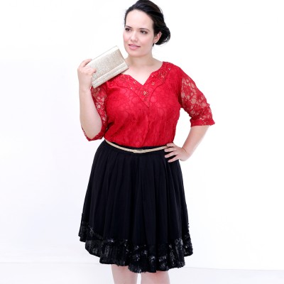 Blusa Red Renda Decote Bordado Plus Size 