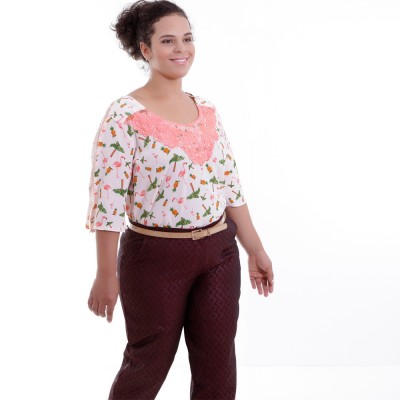 Blusa Rosa Mya Aplicação Plus Size