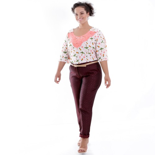 Blusa Rosa Mya Aplicação Plus Size