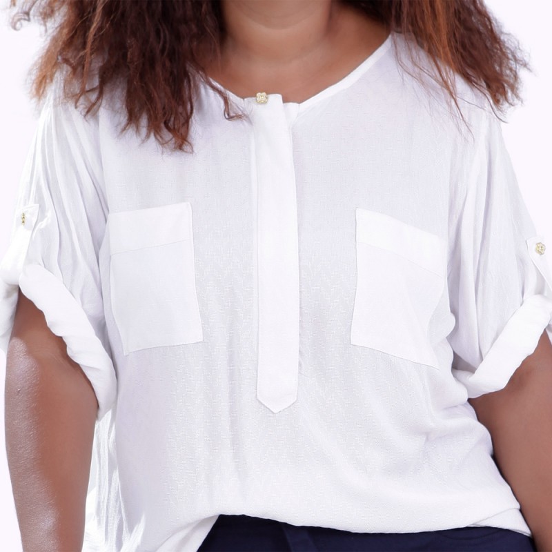 Polo Briana Dois Bolsos Plus Size