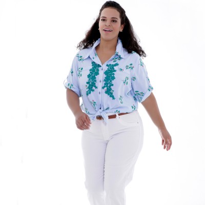 Camisa Aniela Aplicação Plus Size