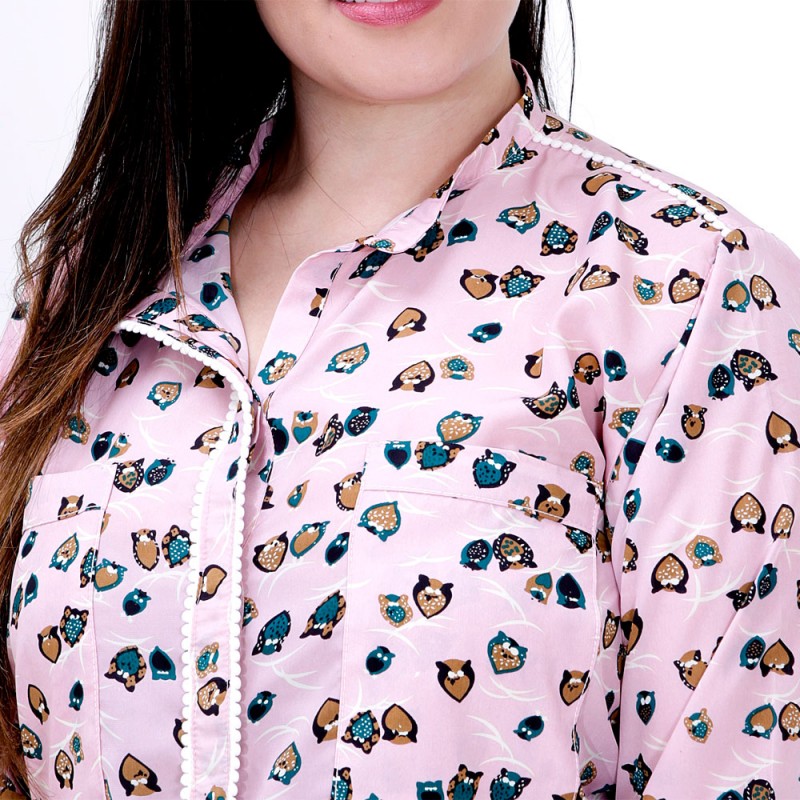 Camisa Nude Vira Pompom E Bolso Plus Size