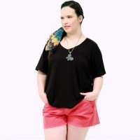 Camiseta Black Básica Plus Size Camiseta Black Básica Plus Size