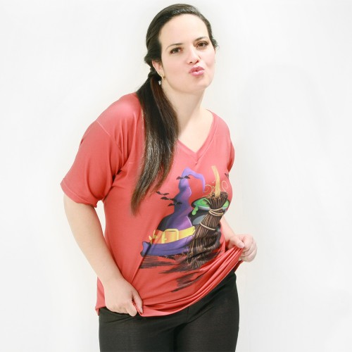 Camiseta Caldeirão de Bruxa Plus Size