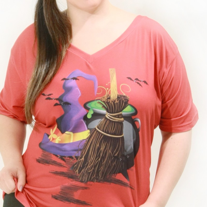 Camiseta Caldeirão de Bruxa Plus Size