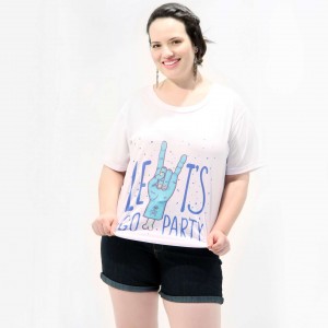 Camiseta Let´s Go Party Plus Size 