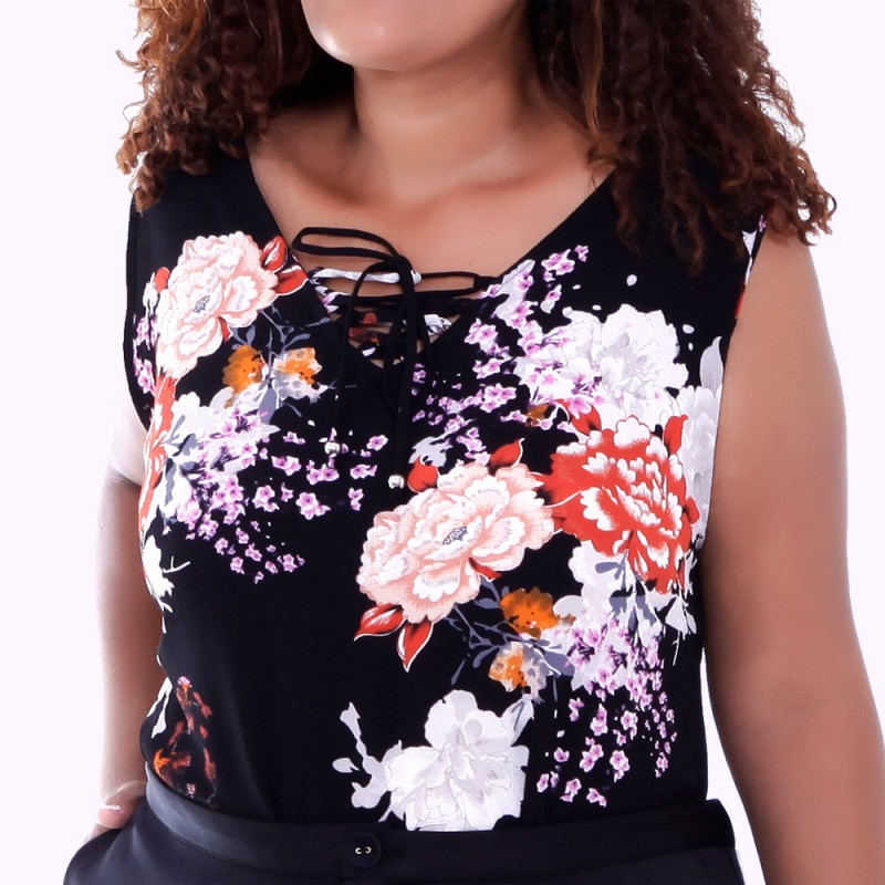 Regata Edwina Decote Zig Zag Plus Size